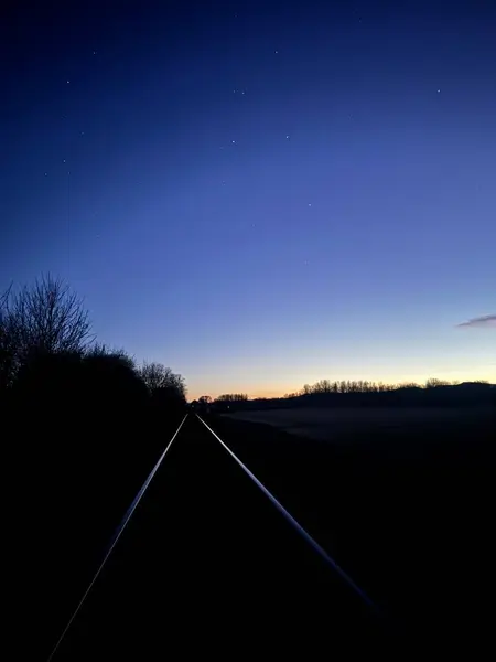Güzel Kış Gündoğumu ve tren rayları - Oregon 'da PNW