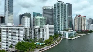 Brickell Körfezi 'nin havadan görünüşü, Florida ABD.