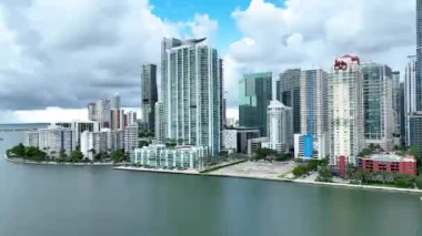 Brickell Körfezi 'nin havadan görünüşü, Florida ABD.