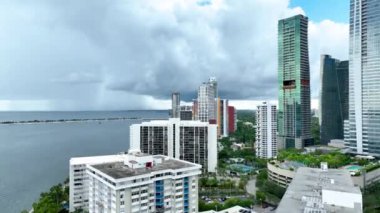 Miami Florida 'nın merkezindeki Brickell Körfezi Hava Görüntüsü