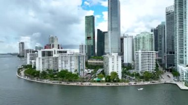 Miami Florida 'nın merkezindeki Brickell Körfezi Hava Görüntüsü