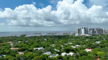 Florida Coconut Grove 'un havadan görünüşü ABD