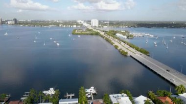Florida Körfezi, Biscayne Körfezi, Miami şehir merkezi.