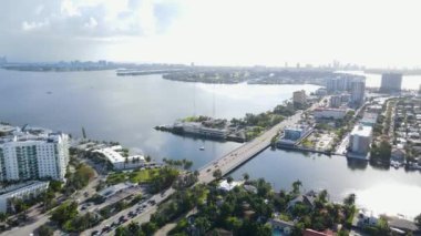 Florida Körfezi, Biscayne Körfezi, Miami şehir merkezi.
