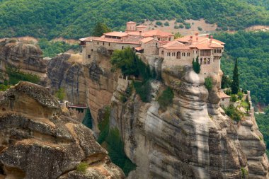 Meteora 2 'deki Yunan manastırları