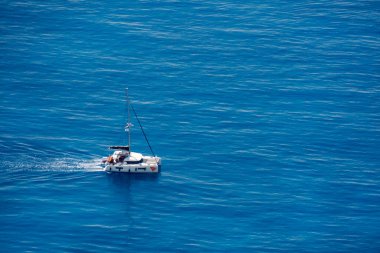 Lefkada 148 adasındaki Egremni plajı.