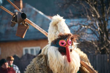 Romanya 'da Yeni Yıl maskeleri, gelenekleri, Noel şarkıcıları ve gelenekleri