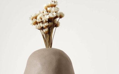 el yapımı seramik nesnelerle resim