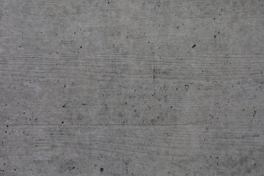 Fotoğrafta binanın duvarlarından birinde çiğ beton görülüyor. Duvar kağıdı olarak kullanılabiliyor.