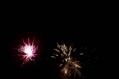 Yeni yılı kutlarken çekilen havai fişeklerin güzel fotoğrafları
