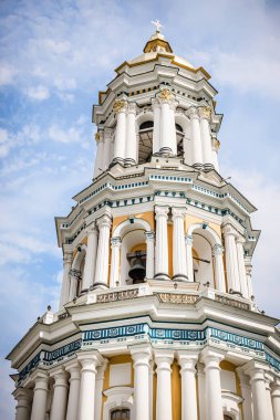 Kyiv Pechersk Lavra. Büyük Lavra Bell Kulesi ya da Büyük Çan Kulesi. Ukrayna 'nın başkenti Kyiv' deki antik mağara manastırının çan kulesi. UNESCO Dünya Mirası Alanı