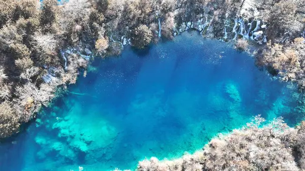 Jiuzhaigou Vadisi Kış Sahnesi ve Tarihsel İlgi Alanı Vadisi