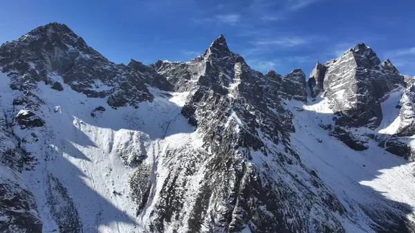 Bipenggou 'daki Kar Dağı Sahne Bölgesi