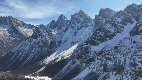 Bipenggou 'daki Kar Dağı Sahne Bölgesi