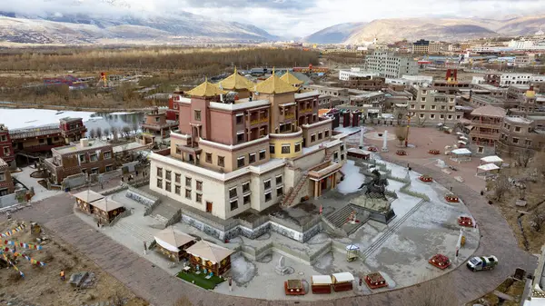 Gesar Kraliyet Şehri Manzarası