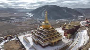 Dongga Tapınağının muhteşem manzarası