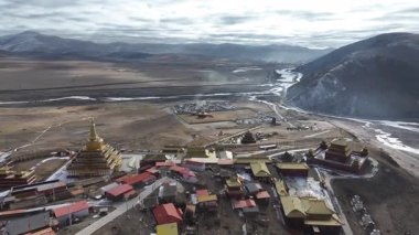 Dongga Tapınağının muhteşem manzarası