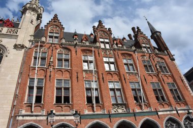 Şehrin en ünlü Bruges işaretinin olduğu eski kasabası. Belçika. 