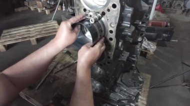 Dizel motor tamiri ve yeniden inşa. Çekici motorun tamiri