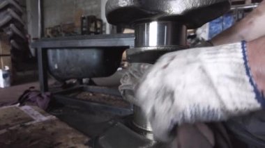 Dizel motor tamiri ve yeniden inşa. Çekici motorun tamiri