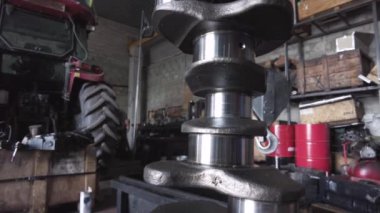 Dizel motor tamiri ve yeniden inşa. Çekici motorun tamiri