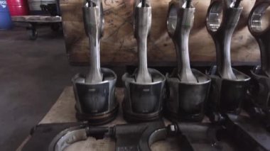 Dizel motor tamiri ve yeniden inşa. Çekici motorun tamiri