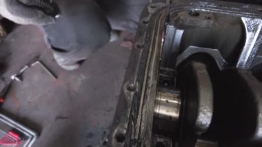 Dizel motor tamiri ve yeniden inşa. Çekici motorun tamiri