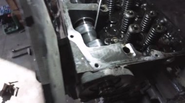 Dizel motor tamiri ve yeniden inşa. Çekici motorun tamiri