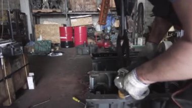 Dizel motor tamiri ve yeniden inşa. Çekici motorun tamiri