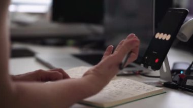 AI-Güçlü Yaratıcılık: ChatGPT Gerçek Zamanlı İnovasyon Sohbeti