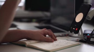 AI-Güçlü Yaratıcılık: ChatGPT Gerçek Zamanlı İnovasyon Sohbeti