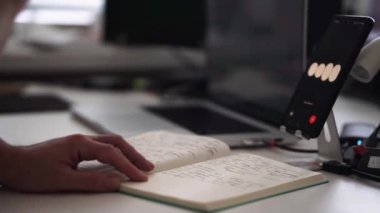 AI-Güçlü Yaratıcılık: ChatGPT Gerçek Zamanlı İnovasyon Sohbeti