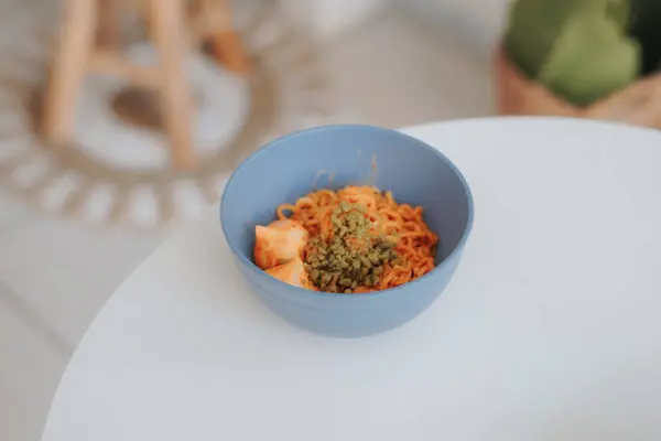 Etli ve sebzeli makarna