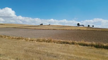 Peru 'daki Huancayo şehrinin genişleyen görüntüsü..