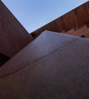 Cicendo Meydanı, BANDUNG 'daki eski demirden yapılma bina