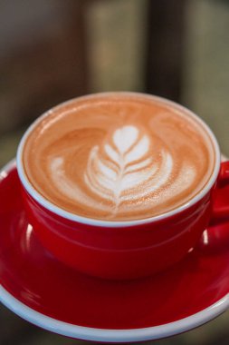 Purwokerto City, Central Java, Endonezya 'da Endonezya kahvesinin güzel tadı. 31 Ekim 2024 'te bir profesyonel tarafından çekilmiş. Endonezya kültürüyle güzel bir kahve.