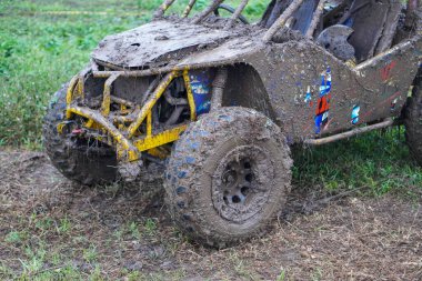 Banyumas naipliği, merkezi java ve Endonezya 'daki off-road aktivitelerinin güzelliği. 16 Ekim 2024 'te bir profesyonel tarafından çekilmiş. Güzel manzaralı harika bir off road.