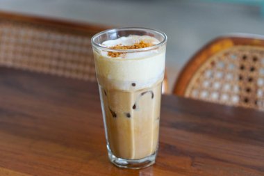 Purwokerto City, Central Java, Endonezya 'da Endonezya içkisinin güzel tadı. 10 Aralık 2024 'te bir profesyonel tarafından çekilmiştir. Endonezya kültürüyle güzel bir içki.