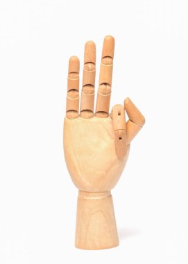 Beyaz arka planda üç numaralı parmak izi olan tahta el modeli. Metin için alanı kopyala. Grafik tasarımı, 3B oluşturma veya ön plan