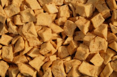 Endonezya 'dan geleneksel tofu. Yiyecek endüstrisi konsepti. Grafik tasarımı için, 3 boyutlu görüntüleme ve pankart arkaplanı