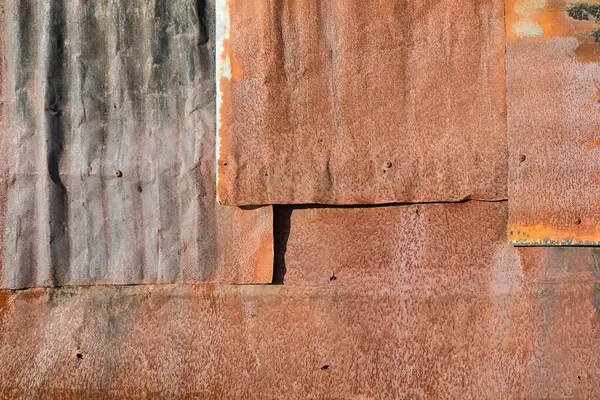 Grunge arkaplan deseni ve paslı teneke çatı dokusu. Grafik tasarımı için, 3 boyutlu biçimlendirme veya pankart arkaplanı