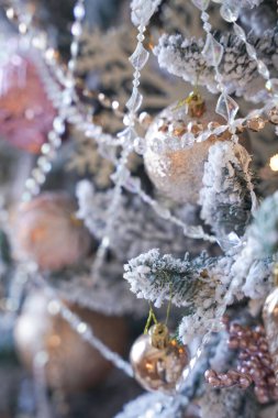 Noel süslemeleri ve oyuncakları