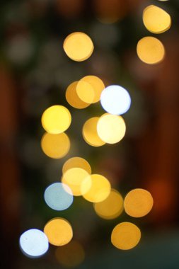 Geceleyin yılbaşı ışıkları