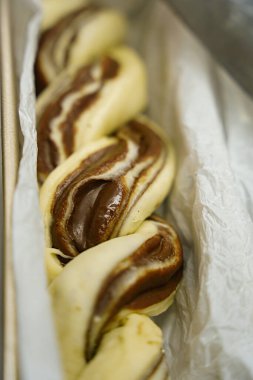 Yakın çekim - lezzetli ev yapımı çikolatalı rulo