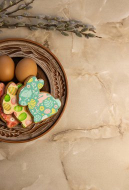 Masada ev yapımı zencefilli kurabiye var.