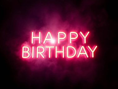 Doğum günün kutlu olsun. Mektupların içinde pırıl pırıl parlayan bir sisle parlayan bir metin var.. 