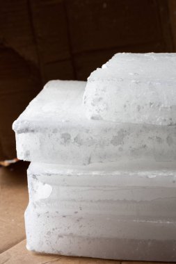 Hendek mumları için parafin.