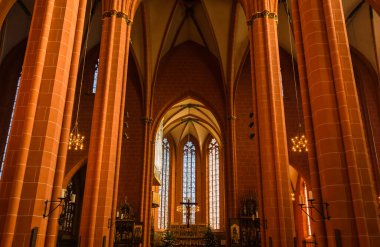 Frankfurt am Main, Almanya 'daki Kaiser Kubbesi' nin katedralinde.
