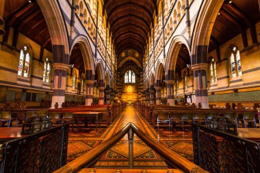 Melbourne, Avustralya 'daki St. Paul Katedrali' nin içinde.