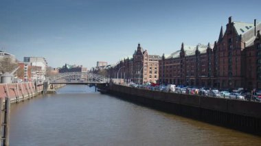 HAMBURG, Almanya - 27 Mart 2022: Tarihi Speicherstadt, 